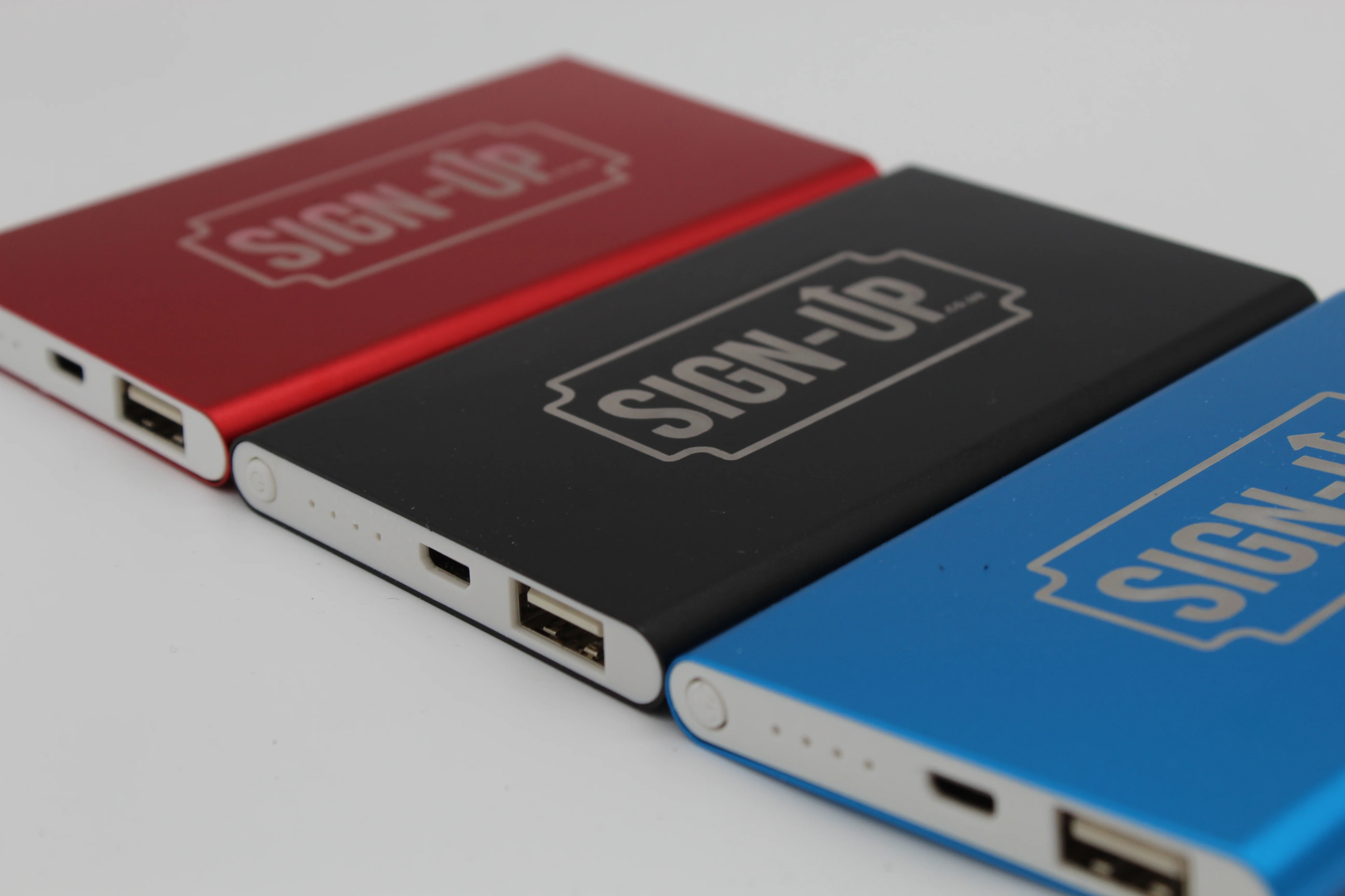 Branded High Power Micro USB Slim Rechargeable Power Bank 4000 mAh - Image 4
